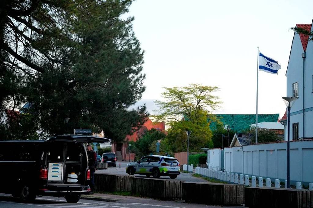 İsrail’in Kopenhag Büyükelçiliği yakınlarında çifte patlama