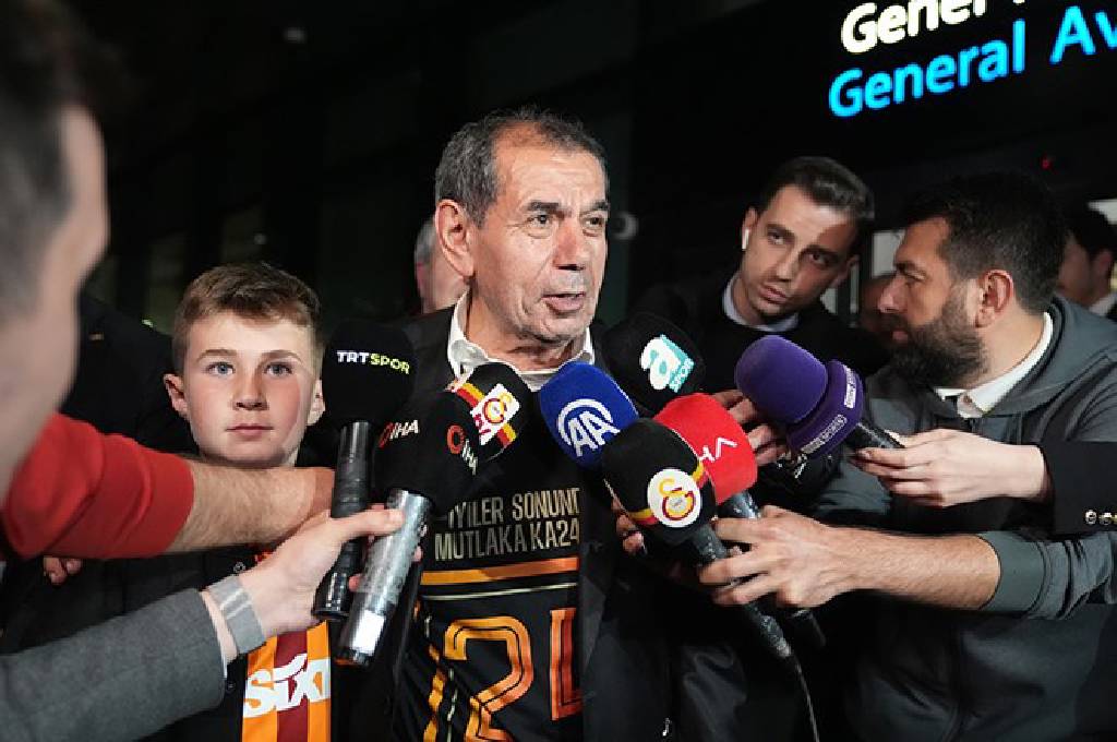 Galatasaraylı futbolculara Dursun Özbek'ten bekledikleri haber geldi