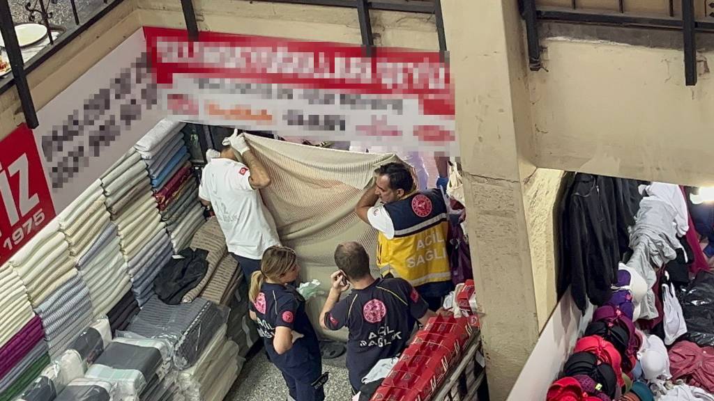 Diyarbakır'da sokak ortasında eşini öldüren uzman çavuş intihar etti