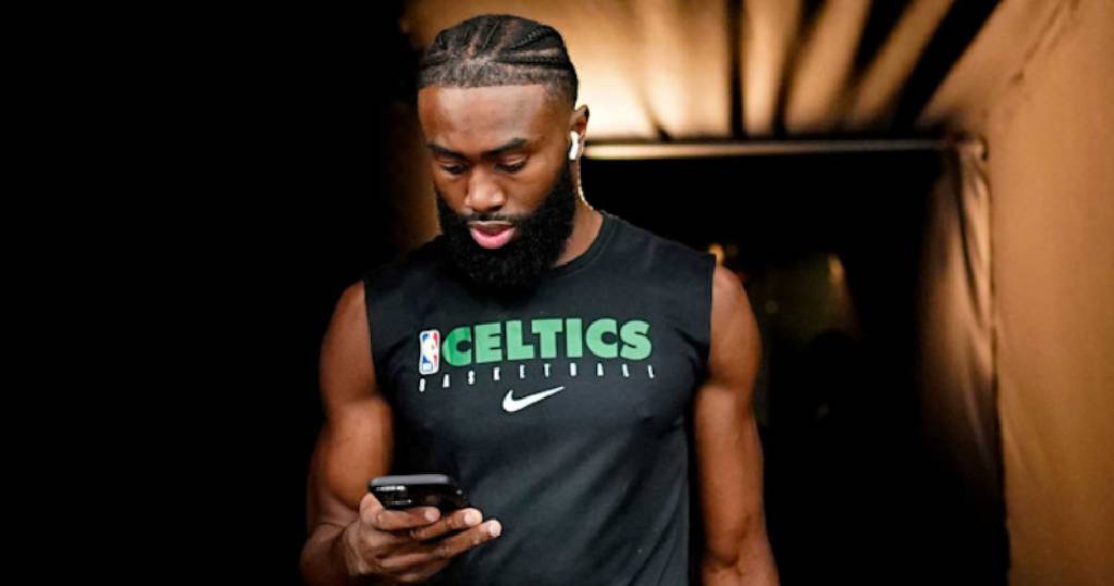 NBA'den oyuncularına cep telefonu yasağı!