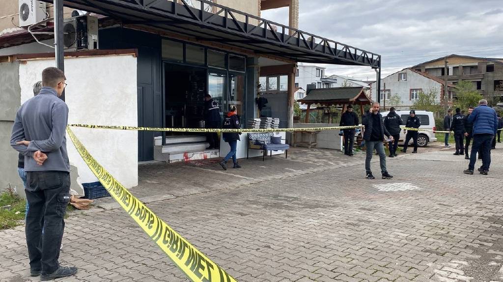 Kocaeli’de 19 yaşındaki genç öldü! Ailesinin şikayetçi olmadığı katil zanlısı 6 yıl ceza alıp, tahliye oldu…