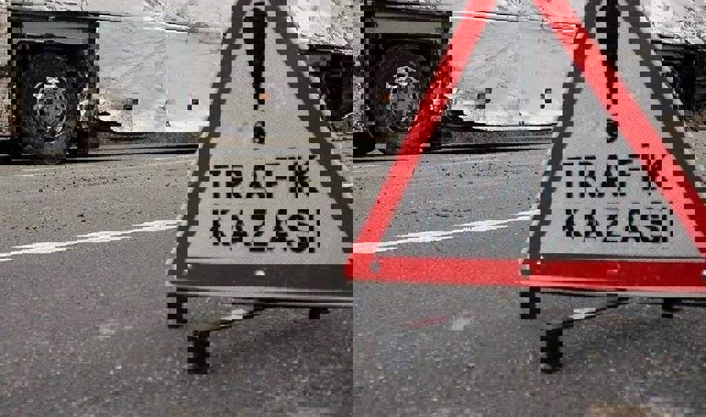 Ankara'da motosiklet yayalara çarptı: 2’si ağır 4 yaralı