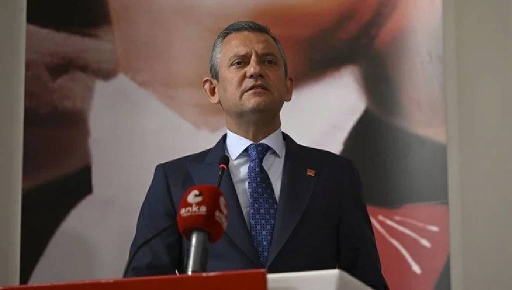 Ahmet Özer’in tutuklanmasına sert tepki: CHP, Esenyurt’ta olağanüstü toplanıyor