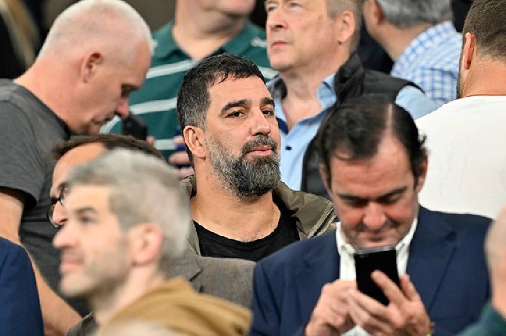 Şampiyonlar Ligi maçına Arda Turan sürprizi...