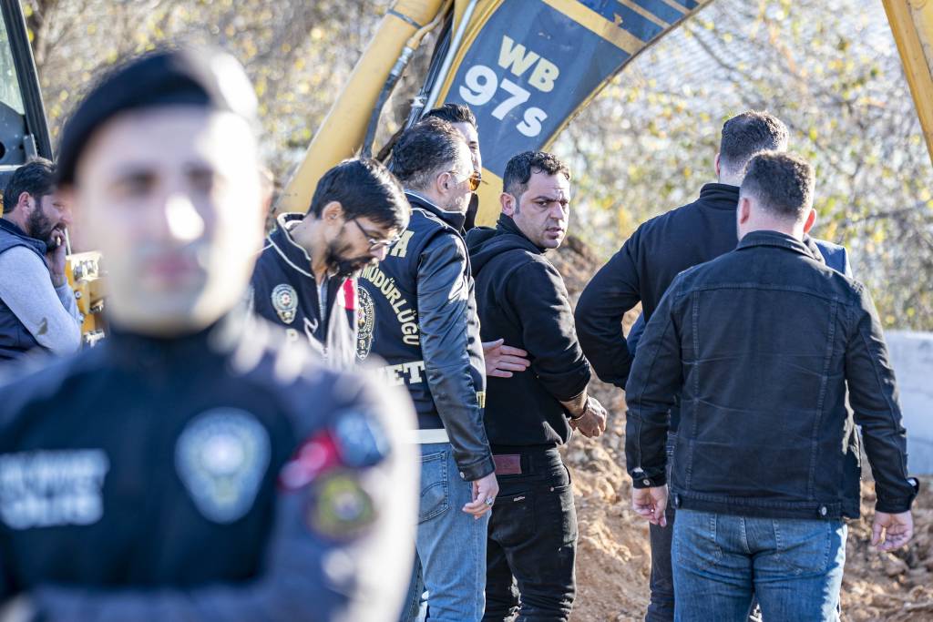 Yasak aşk, kıskançlık ve cinayet… Antalya’da 2 kişinin öldürüldüğü olayın iddianamesi kan dondurdu! 