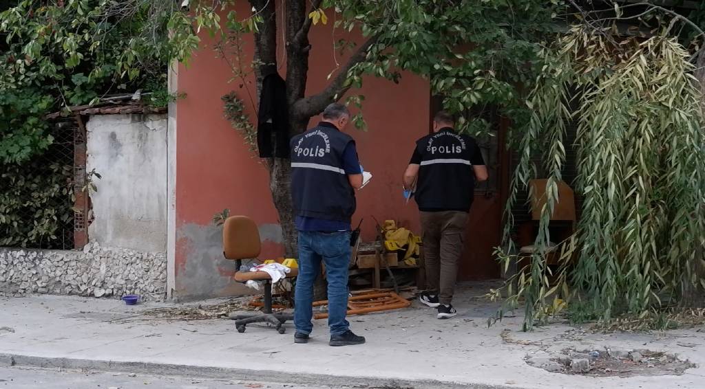 Edirne'de öfkeli bir baba, oğluna saldıran köpeğin sahibini bıçakladı