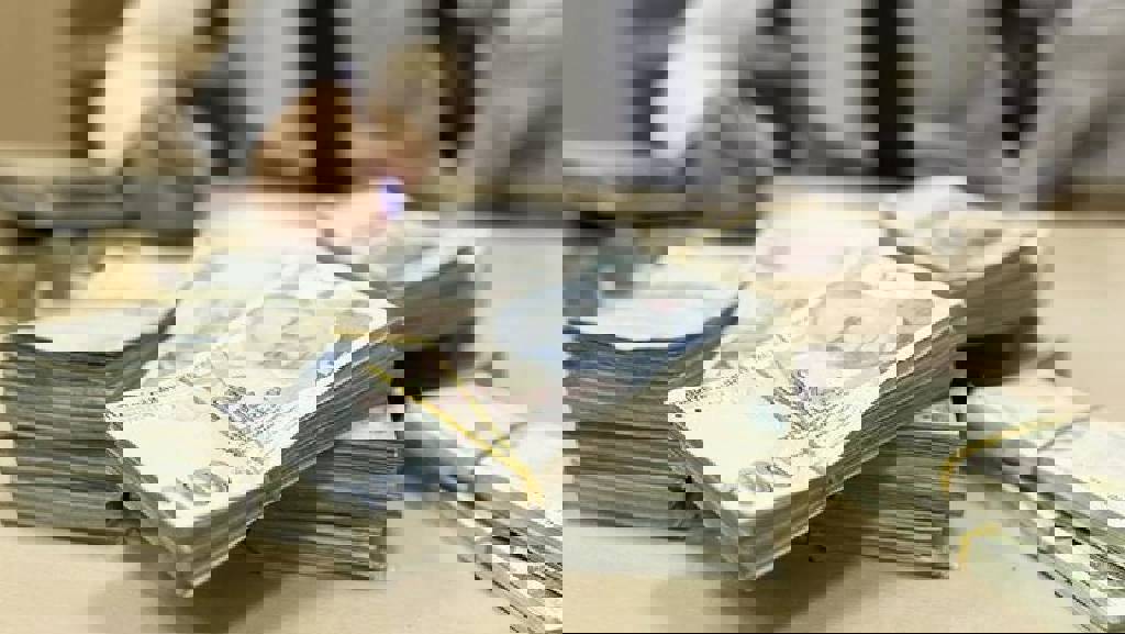 Memur ve emeklileri ilgilendiren 4 aylık enflasyon farkı netleşti: 2025 maaş zammı ne kadar olacak?