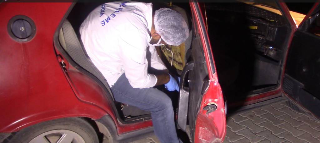 Narin'in cansız bedeninin taşıdığı araçta delil toplama görüntüsü dava dosyasına eklendi