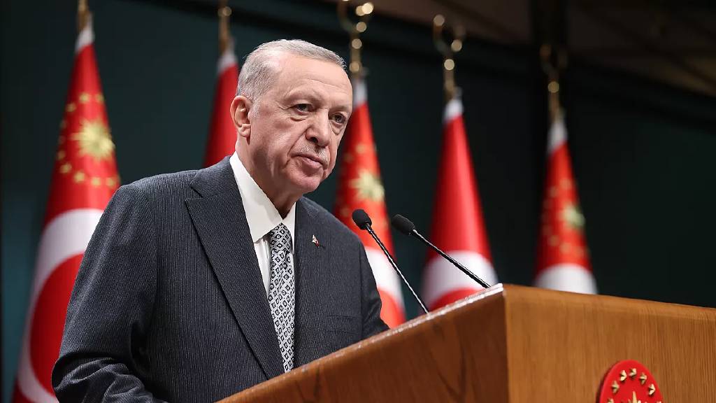 Cumhurbaşkanı Erdoğan'dan ABD ve iç politikaya dair kritik mesajlar: "Yeni bir süreç başlamasını temenni ediyoruz"
