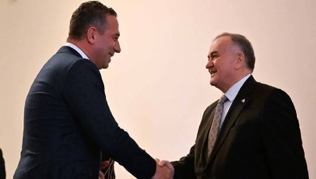 Meclis'te kayyum görüşmesi! CHP ve MHP bir araya geldi...