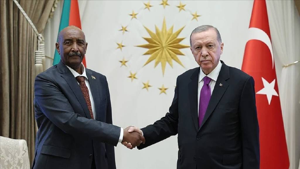 Cumhurbaşkanı Erdoğan, El Burhan ile görüştü
