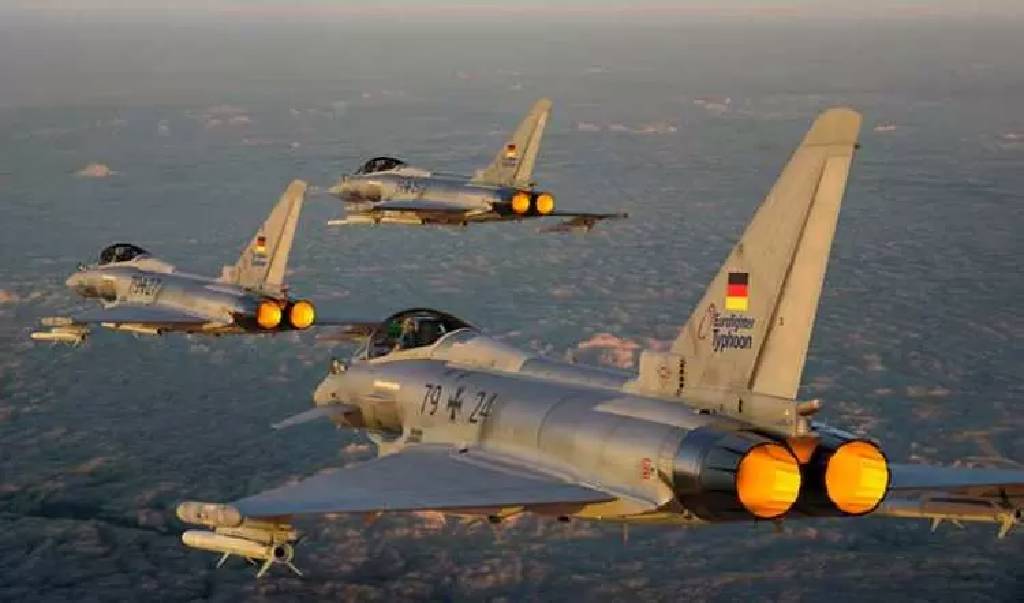 Türkiye'ye iniş yaptılar! İki Eurofighter savaş uçağı Ankara'da