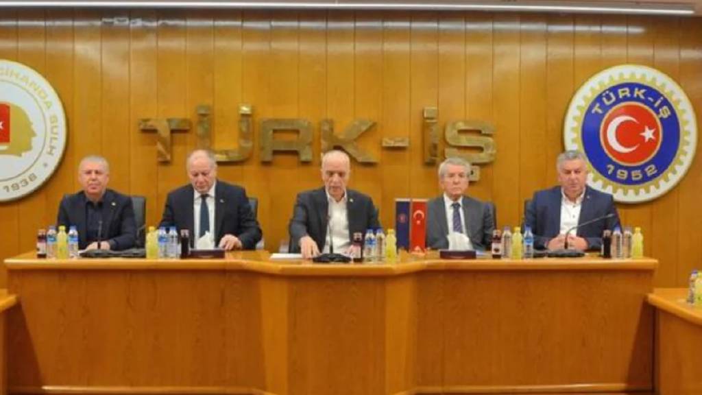 Asgari ücret toplantısı öncesi TÜRK-İŞ Başkanlar Kurulu toplandı