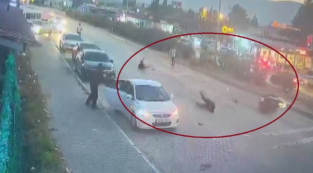 Antakya’da motosiklet iki kişiyi havaya uçurdu
