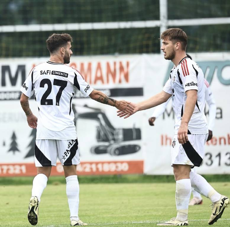 Beşiktaş hazırlık maçında gövde gösterisi yaptı