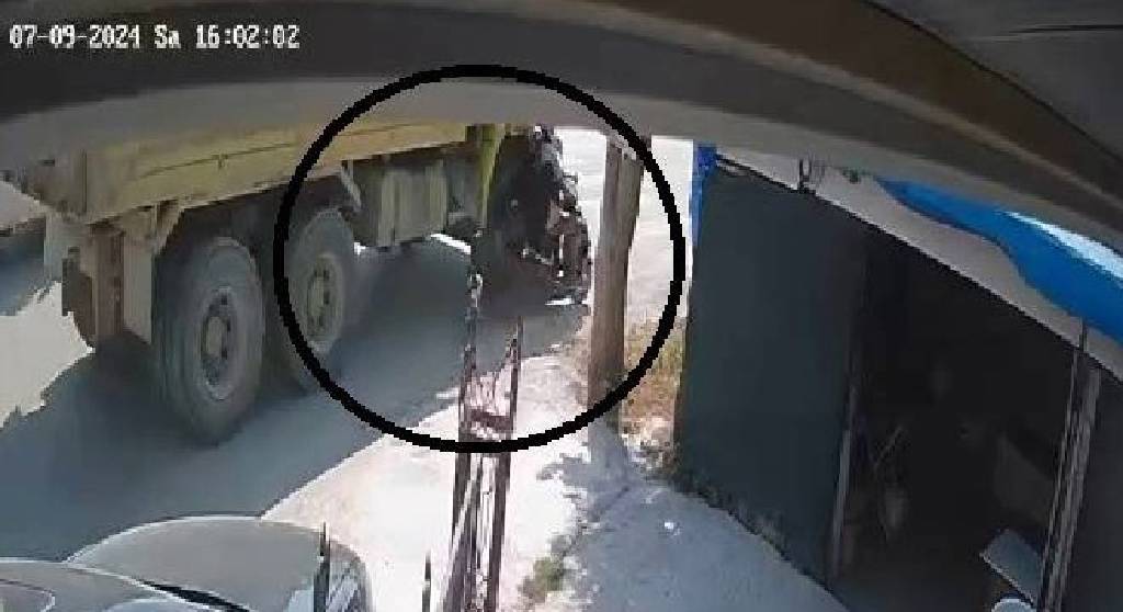Hatay'da feci kaza kamerada: Kadın öldü, eşi ağır yaralandı