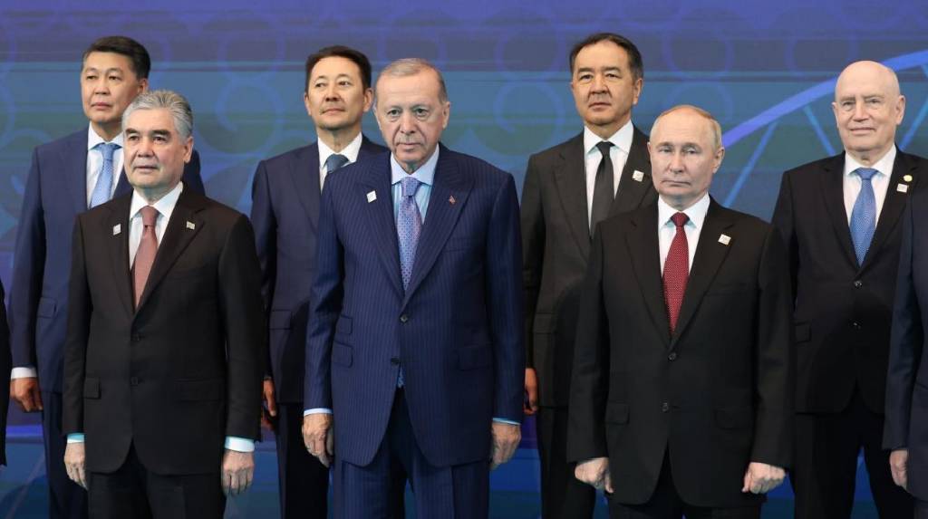 Cumhurbaşkanı Erdoğan'dan Astana'da diplomasi trafiği