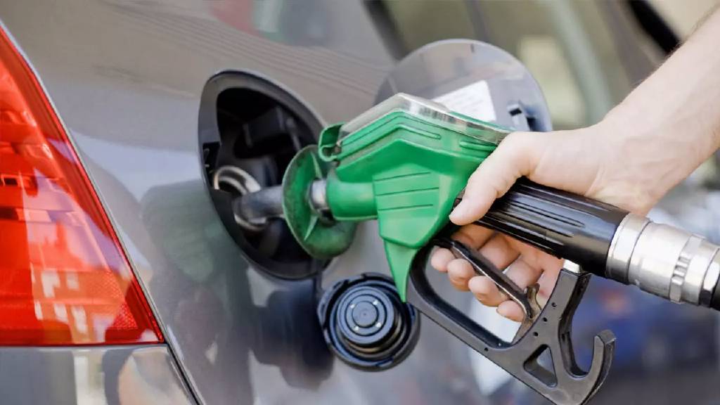 Motorine indirim geldi! Fiyatlar, pompaya yansıdı...
