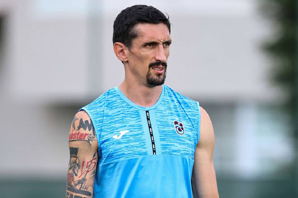Savic, Rapid Wien maçında yok!