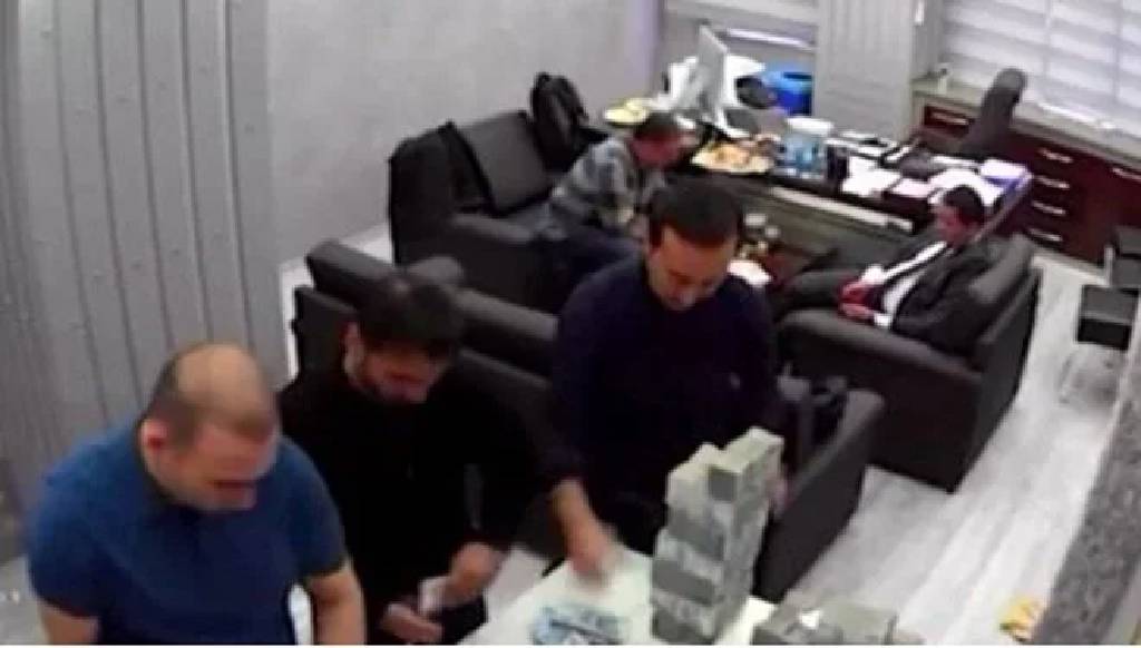 CHP'lilere para sayma görüntülerinden hapis cezası talebi!