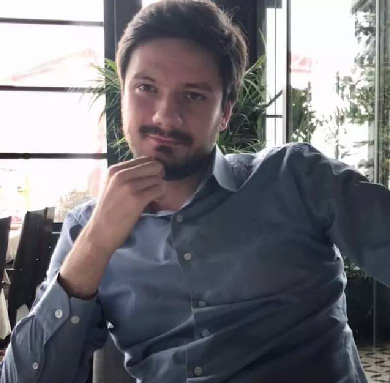 Bursa'da, CHP'den Büyükşehir ve Osmangazi Belediyesi Meclis Üyesi evinde ölü olarak bulundu