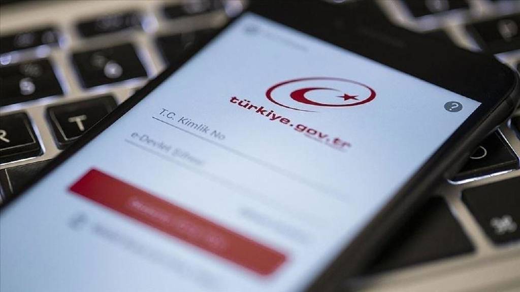 Bakan Uraloğlu duyurdu: Otoyol ödemeleri e-Devlet'te