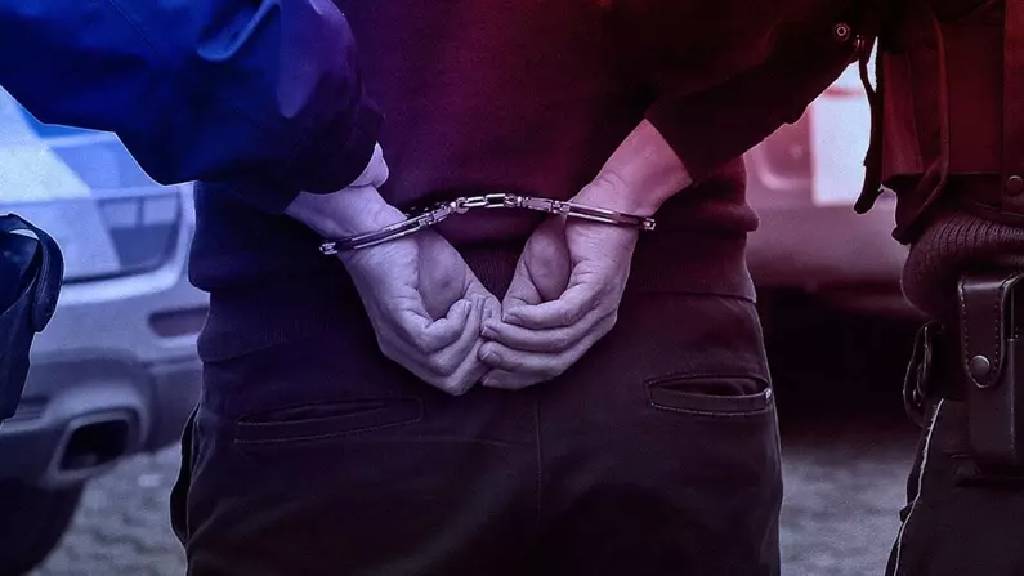 İzmir'de fuhuş çetesine operasyon: 36 kadını zorladılar…