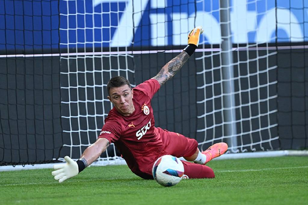 Muslera'dan Kerem Aktürkoğlu sorularına tepki!