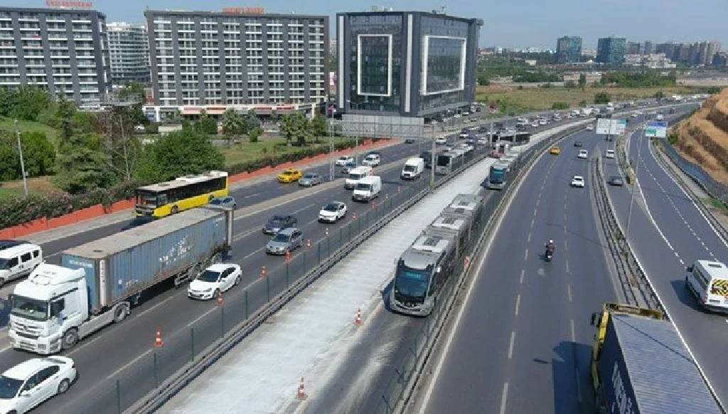 İstanbul'da 45 günlük yol çalışması başlıyor: İki şeride düşecek