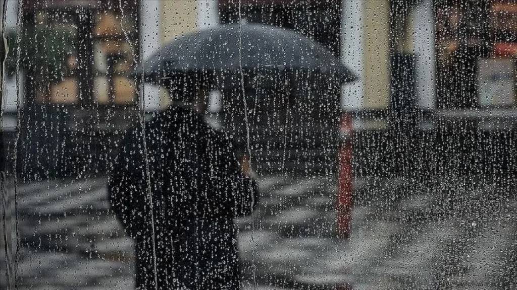 Hafta sonu yağış geliyor: Sıcaklık düşecek...