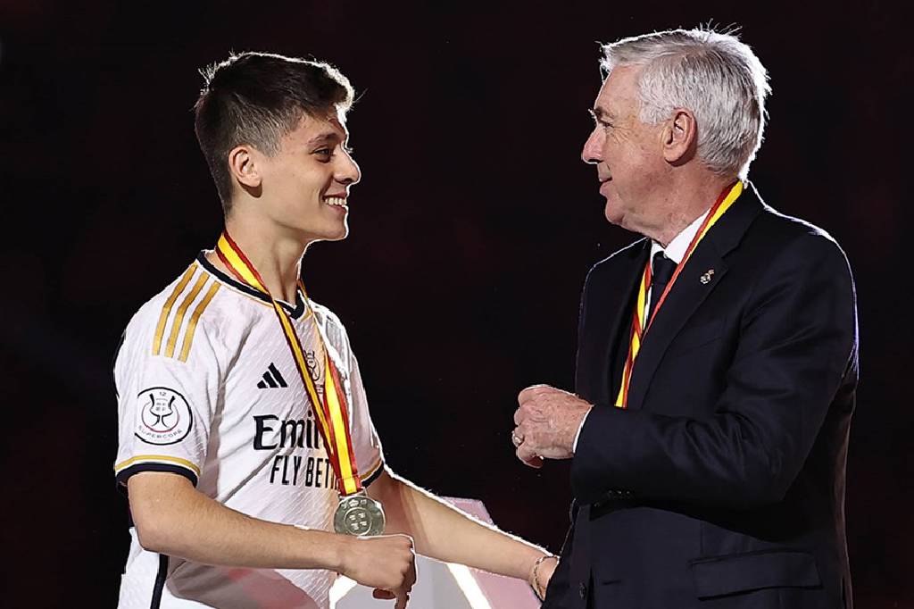 Real Madrid'de sistem değişikliği, Ancelotti taktiksel değişikliğe gidiyor