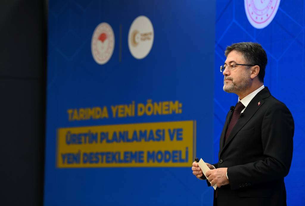 Bakan Yumaklı: Üretimi merkeze alan tarımda yeni dönem başlıyor