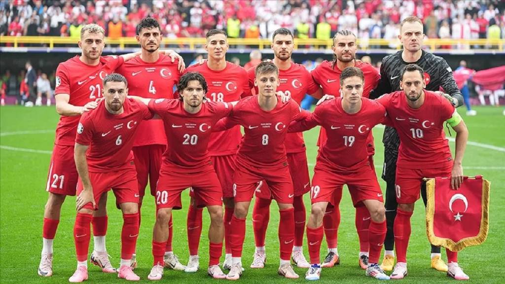 Galler - Türkiye maçının ilk 11'leri