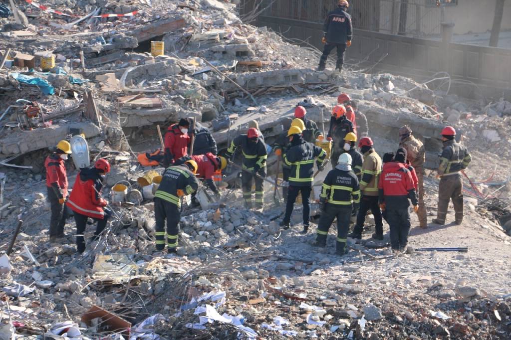 Diyarbakır'da 100 kişinin öldüğü Hisami Apartmanı'na ilişkin davada karar çıktı