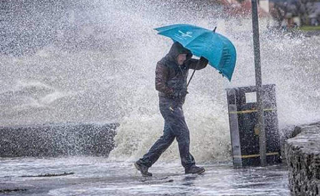 Meteoroloji ve AKOM'dan peş peşe uyarılar! İstanbul dahil birçok ile sağanak geliyor...