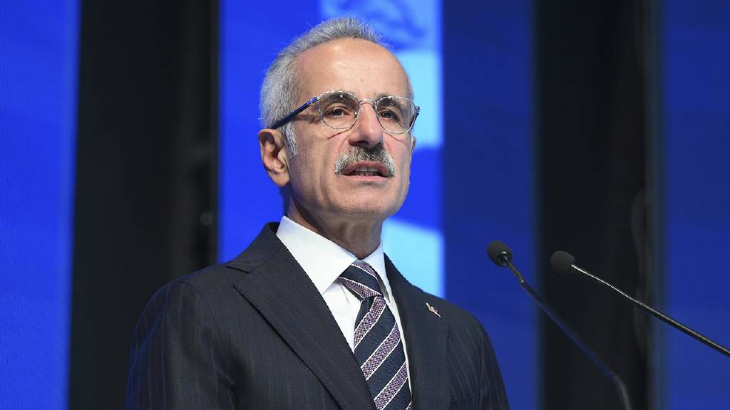 Bakan Uraloğlu açıkladı: Türkiye'de çağrı cihazlarıyla ilgili risk var mı? 