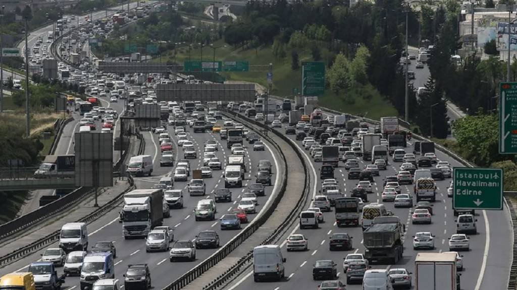 Türkiye'nin 2024 taşıt karnesi! 2,6 milyon adet taşıtın trafiğe kaydı yapıldı...