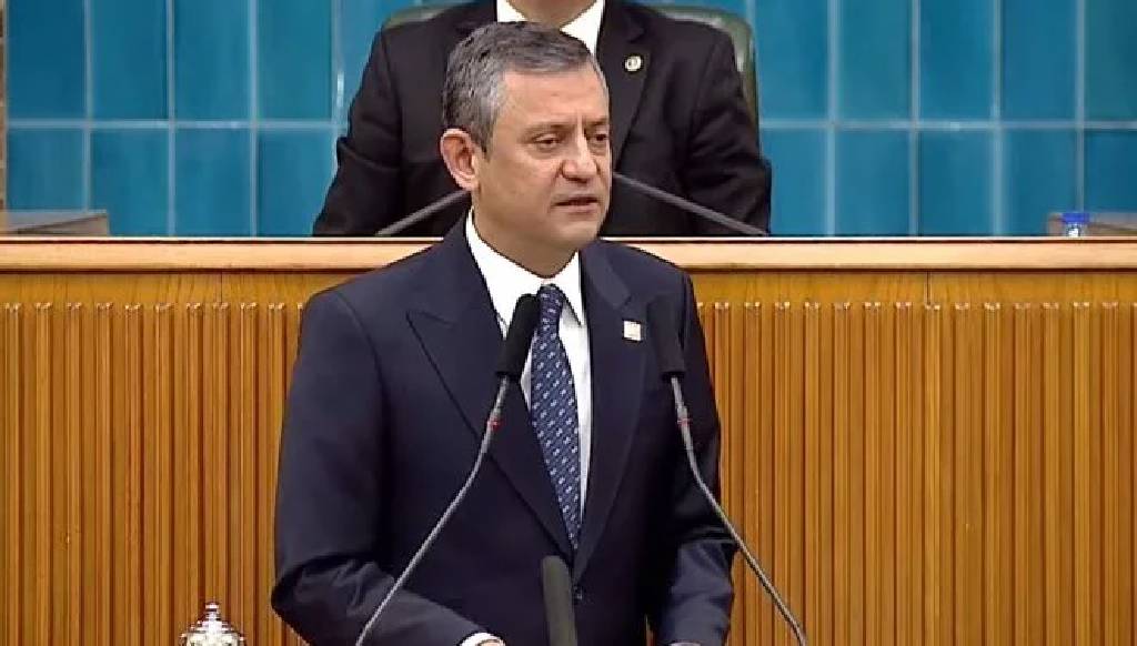 Özgür Özel, CHP'nin cumhurbaşkanı adayını belirlemek için yol haritasını açıkladı