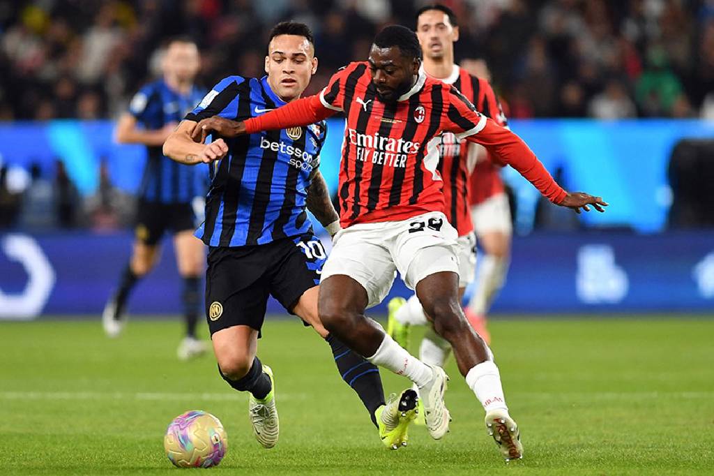 Inter, derbide yıkıldı! Milan geriden gelerek süper kupayı kazandı