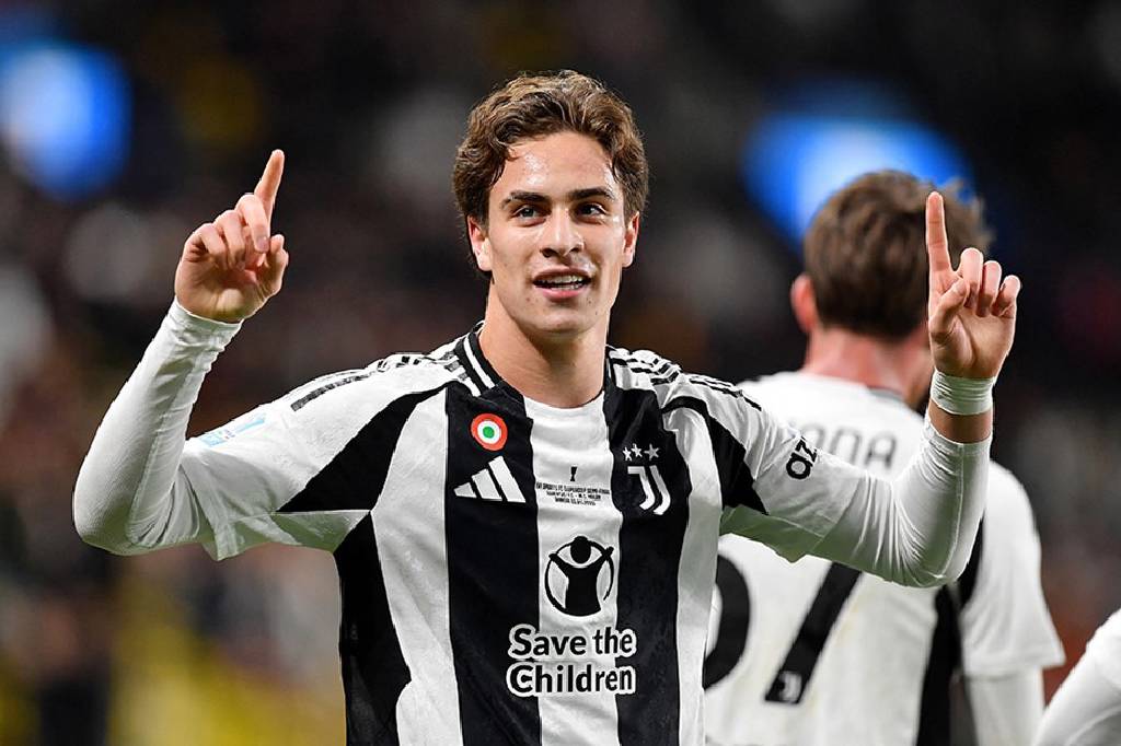 Kenan'ın golü yeterli olmadı, Milan geriden gelerek Juventus'u 2-1 mağlup etti