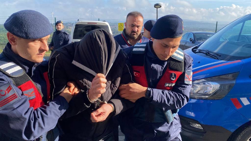 Çanakkale'de, 19 yıl önce cinayete kurban giden turizmcinin yeğeni tutuklandı