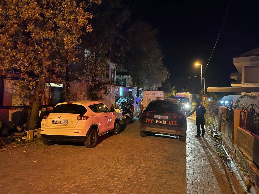Muğla'da tartıştığı iş arkadaşını yatağında öldürdü!