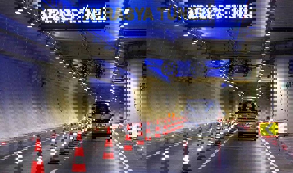 Avrasya Tüneli geçiş ücretlerine zam geldi