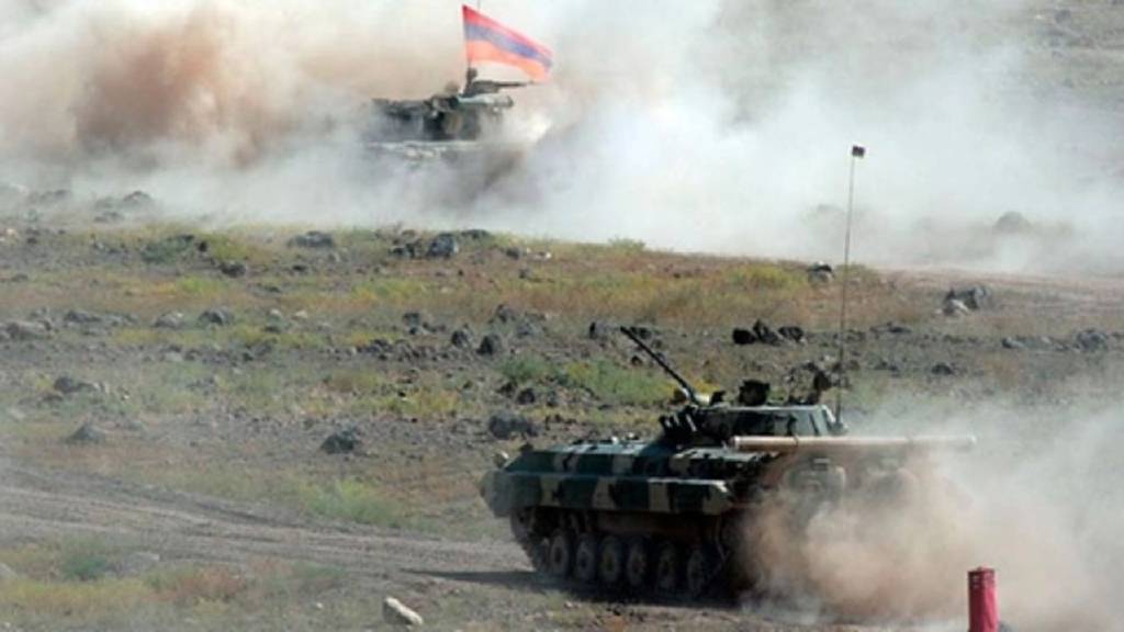 Ermenistan Azerbaycan mevzilerine yeniden ateş açtı!