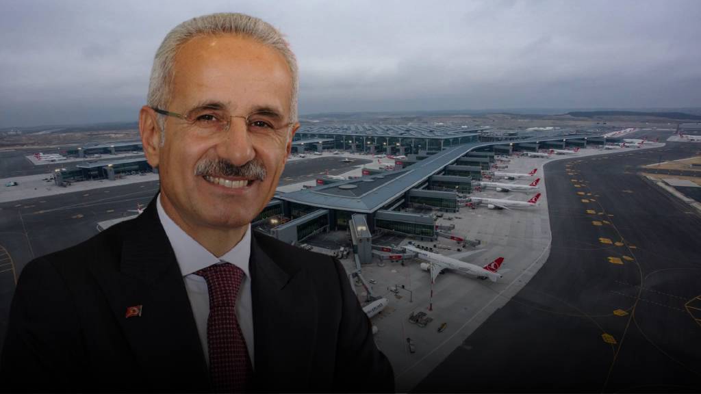Ulaştırma Bakanı havalimanlarının gelir raporunu verdi! Devlete 344 milyar 648 milyon 402 bin lira kazandırdı...