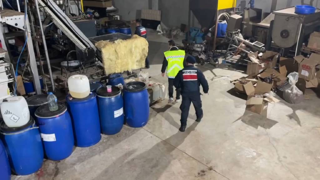 Tekirdağ'da sahte deterjan operasyonu! 25 ton ele geçirildi...