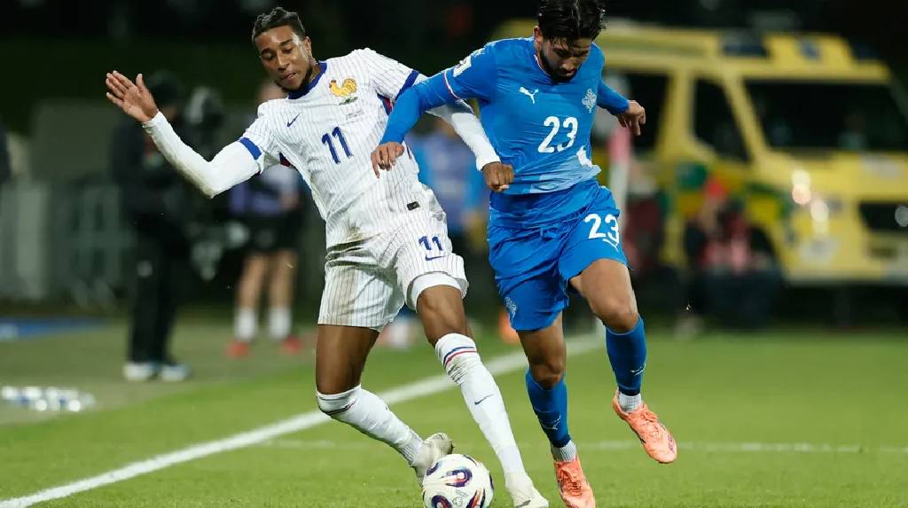 Fransa, ilk puan kaybını izlanda karşısında yaşadı