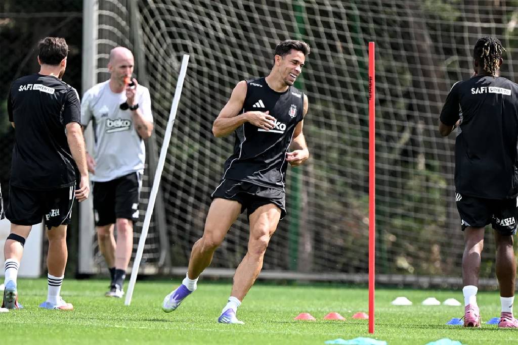 Beşiktaş’ta Paulista’nin geleceği tartışma konusu oldu