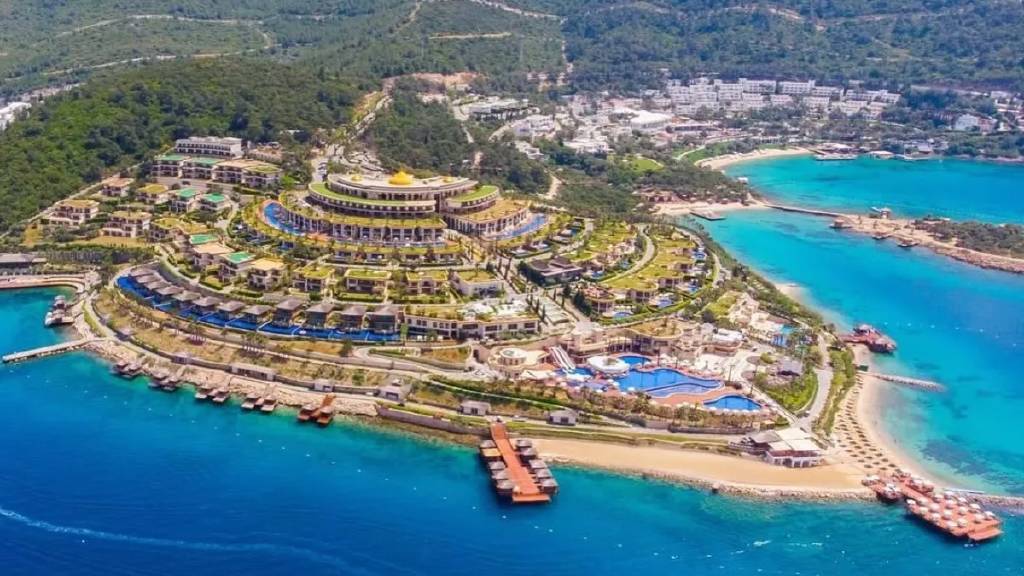 Bodrum'daki Paramount Hotel'e kayyum atandı
