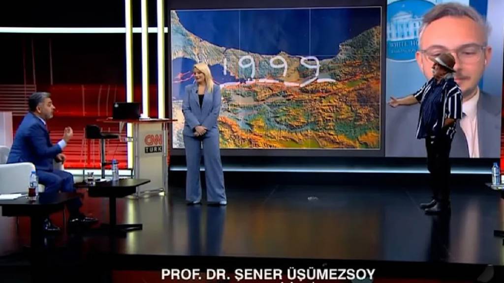 Prof. Dr. Şener Üşümezsoy canlı yayında sinirlendi